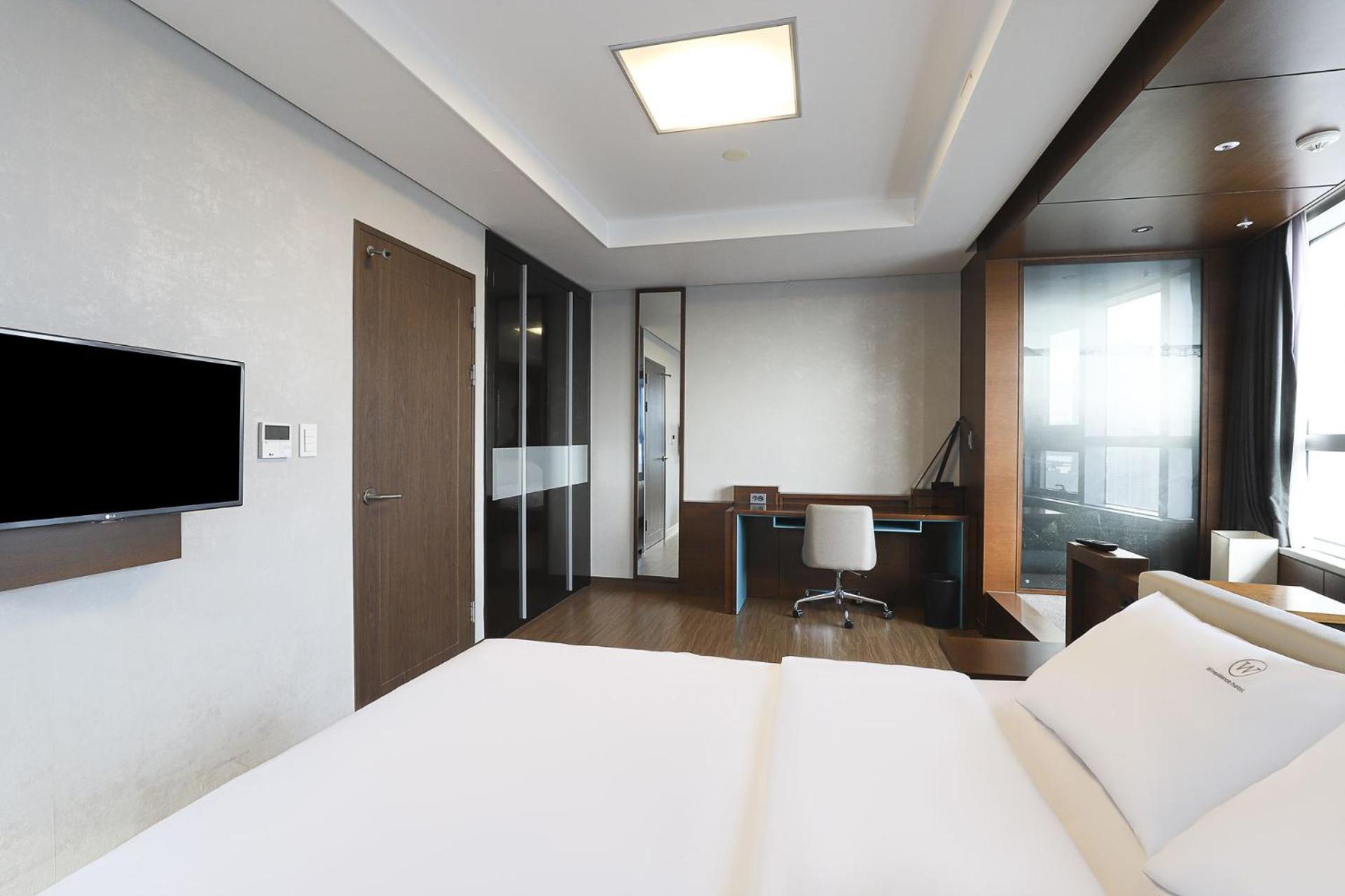 W Residence Hotel Busan Exteriör bild