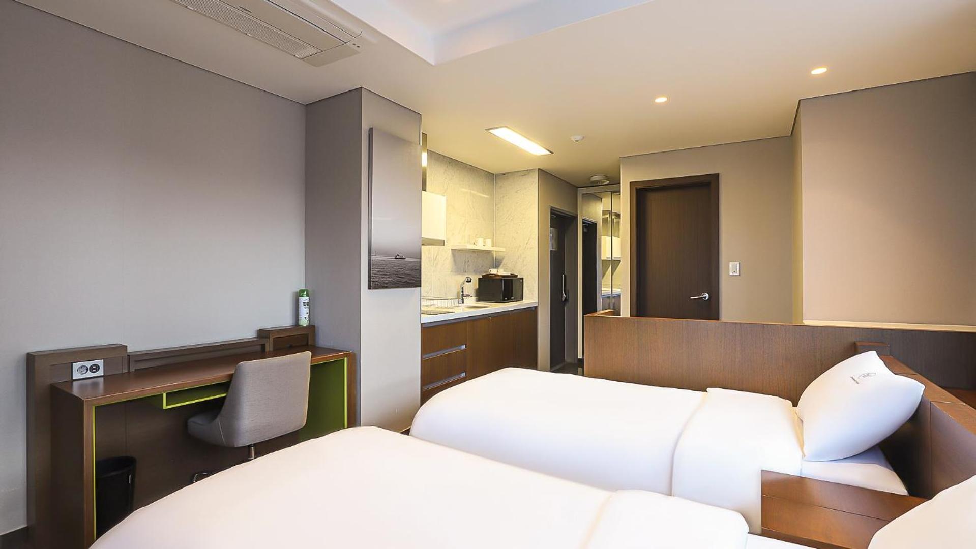 W Residence Hotel Busan Exteriör bild