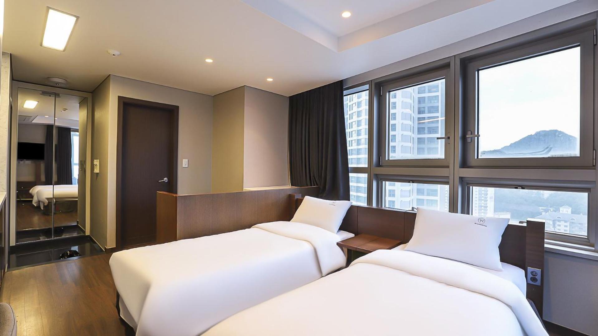 W Residence Hotel Busan Exteriör bild